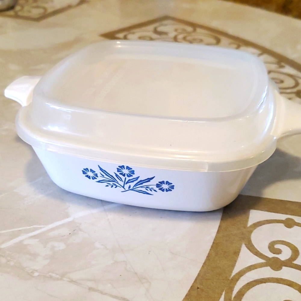 Corningware 1 3/4 C Casserole with Lid